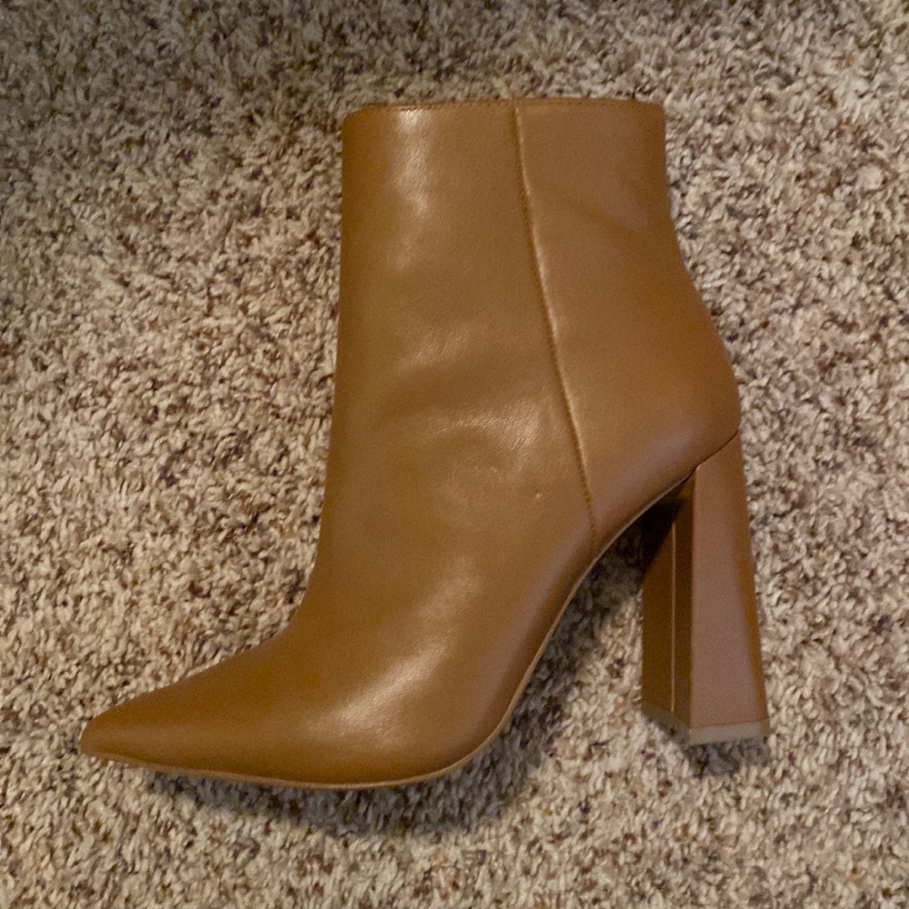 Short brown booties